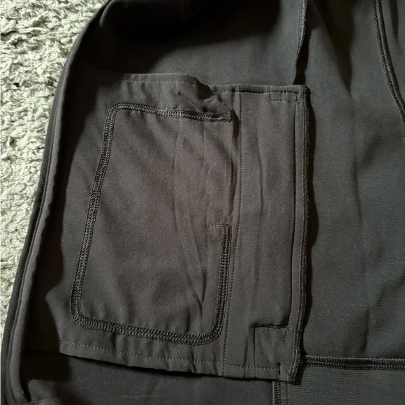 Lululemon Men’s Sojourn Athletic Jacket - Picture 6 of 6